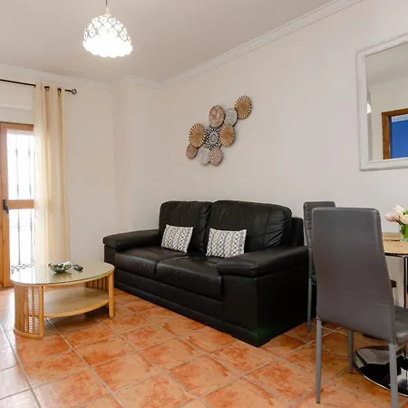 Apart-hotel Puerta De Aduares Marbella
