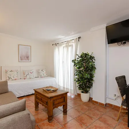 Puerta De Aduares Apart-hotel 4*