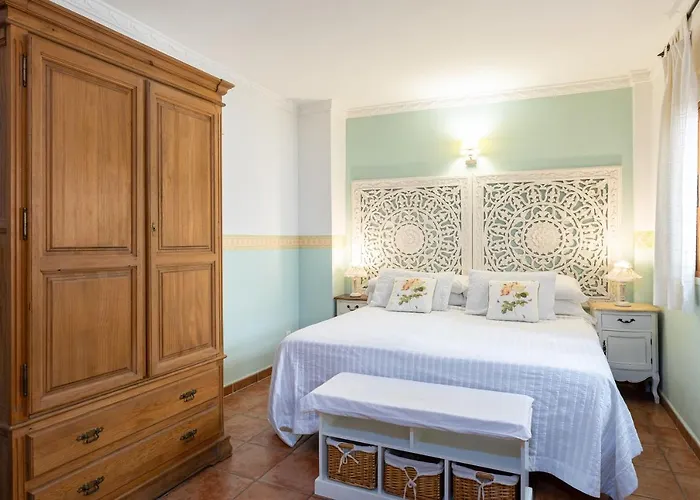 Puerta De Aduares 아파트호텔 4*
