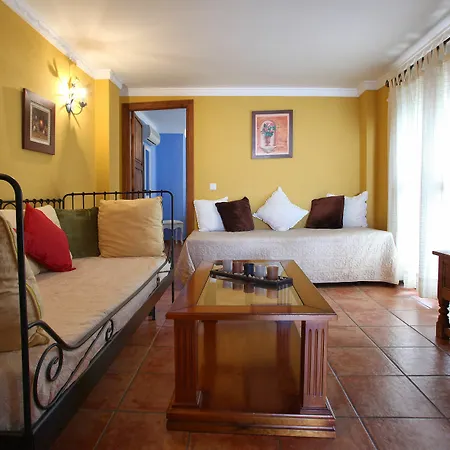 Puerta De Aduares Lejlighedshotel 2*
